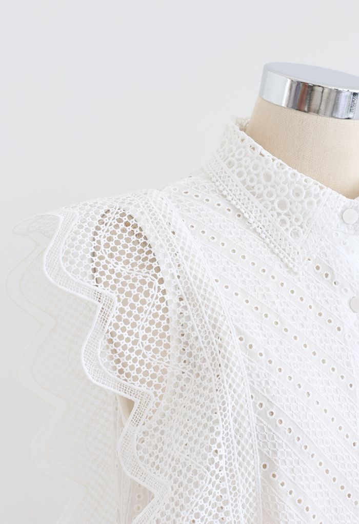 Wavy Lace Eyelet Embroidered Sleeveless Shirt in White
