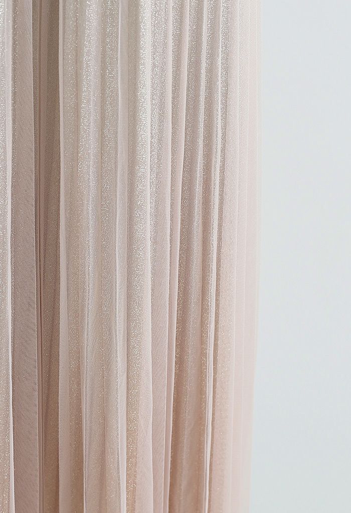 Gradient Shimmer Lining Pleated Mesh Skirt in Cream