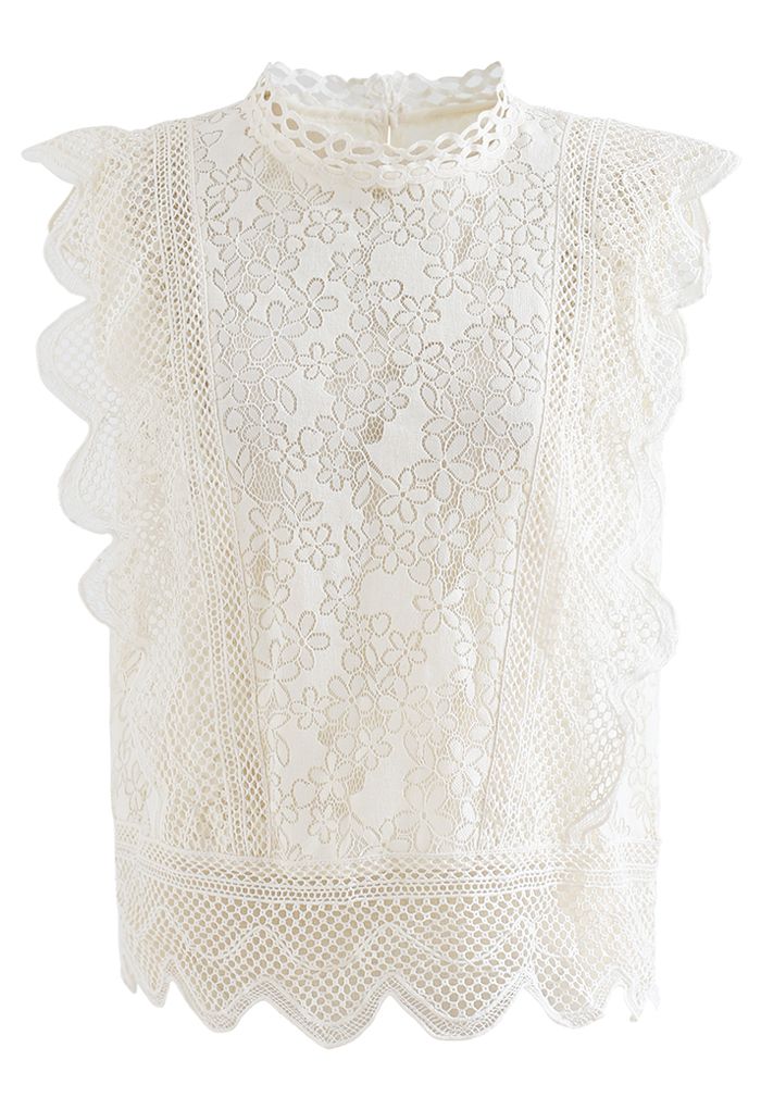 Wavy Edge Flower Lace Sleeveless Top in Ivory