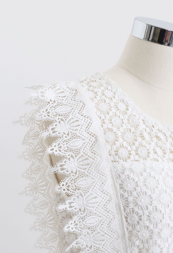 Crochet Lacey Sleeveless Crop Top in White