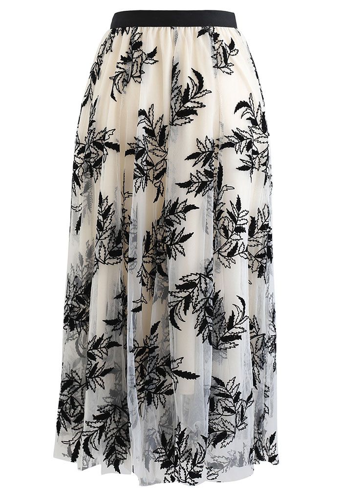 3D Leaf Double-Layered Mesh Tulle Midi Skirt in Cream