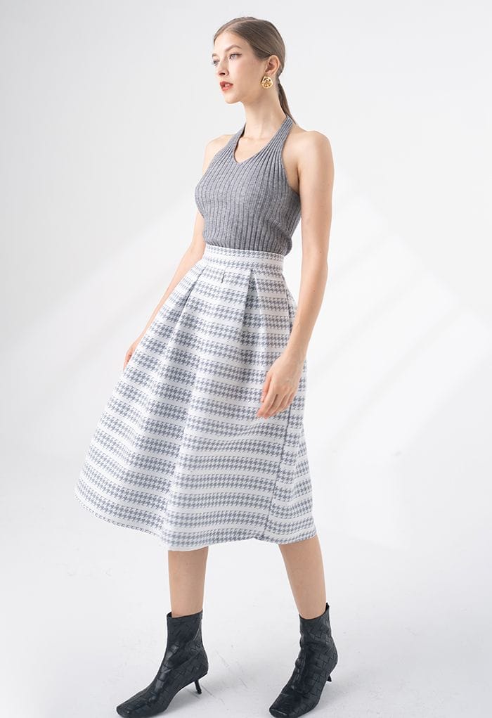 Halter Neck Crop Knit Top in Grey
