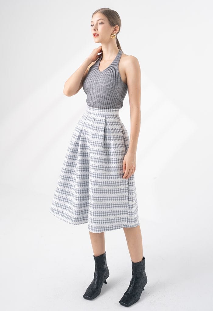 Halter Neck Crop Knit Top in Grey