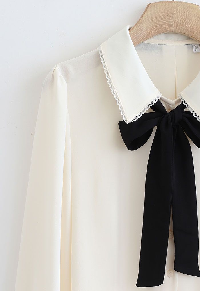 Pussy-Bow Lacey Neck Buttoned Shirt