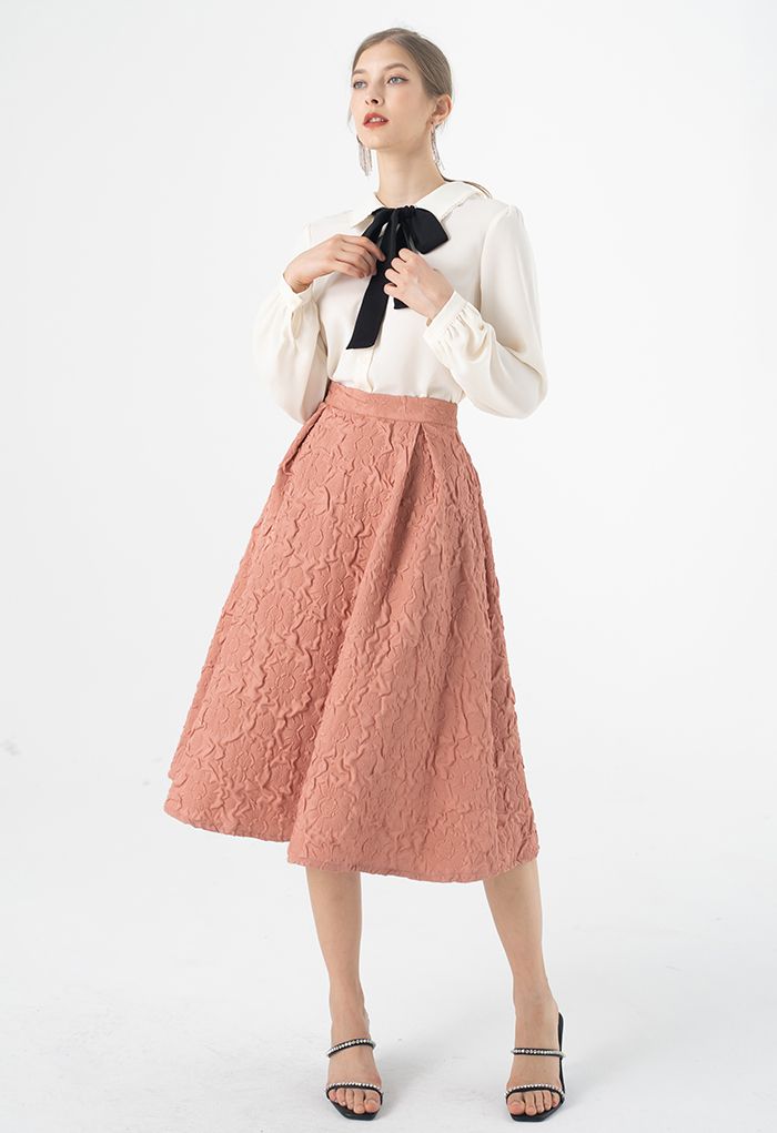 Pussy-Bow Lacey Neck Buttoned Shirt
