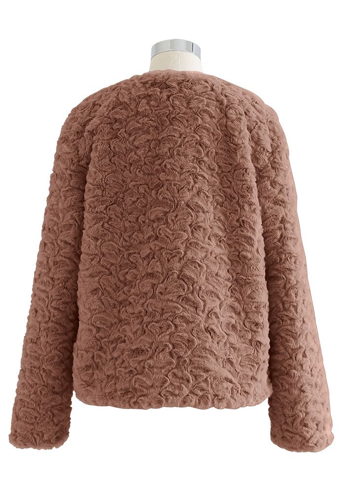 Wide Lapel Snug Faux Fur Coat in Caramel