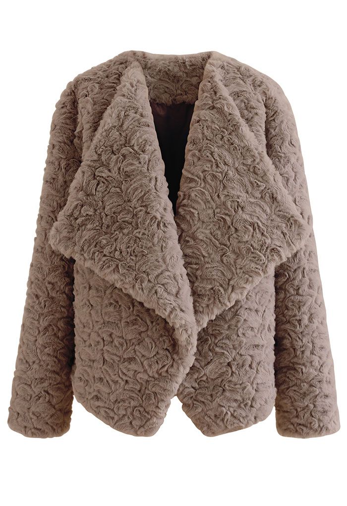 Wide Lapel Snug Faux Fur Coat in Brown