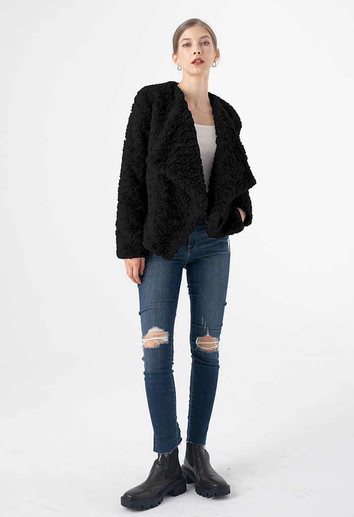 Wide Lapel Snug Faux Fur Coat in Black