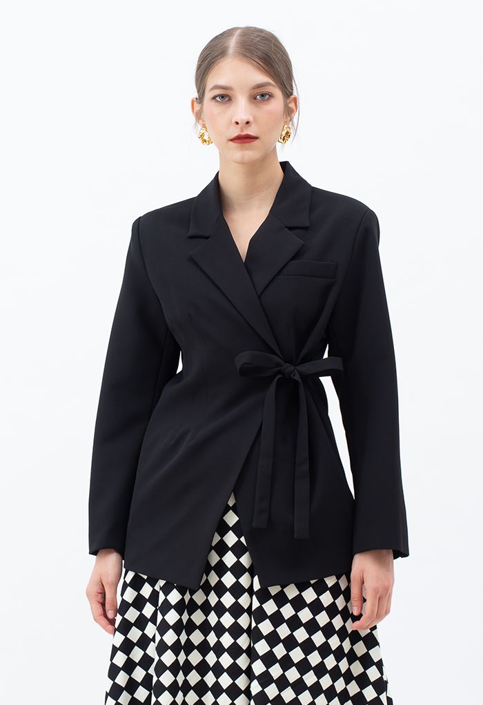Self-Tie Front Pad Shoulder Blazer in Black
