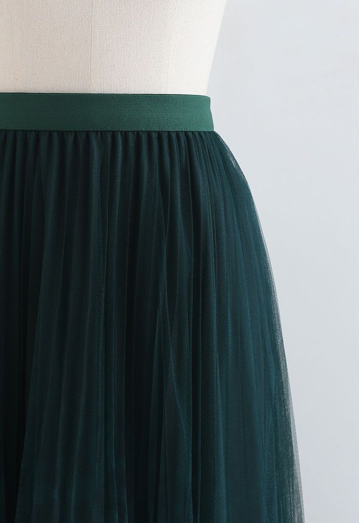 Spot Print Gradient Mesh Pleated Skirt in Dark Green