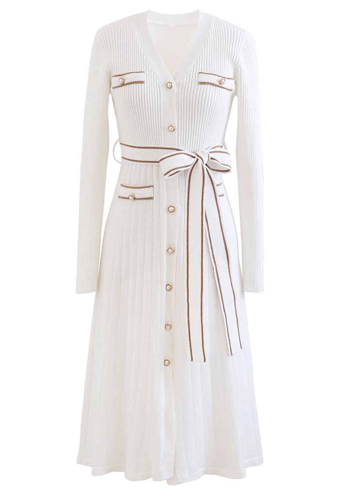Shimmer Contrast Line Buttoned Knit Dress in White