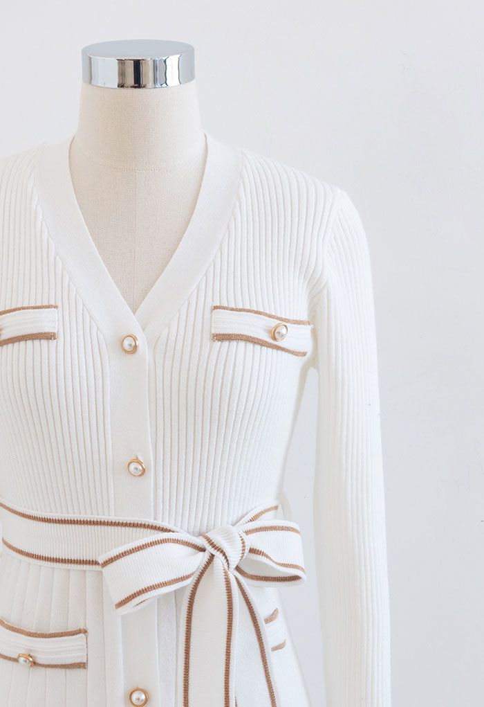 Shimmer Contrast Line Buttoned Knit Dress in White