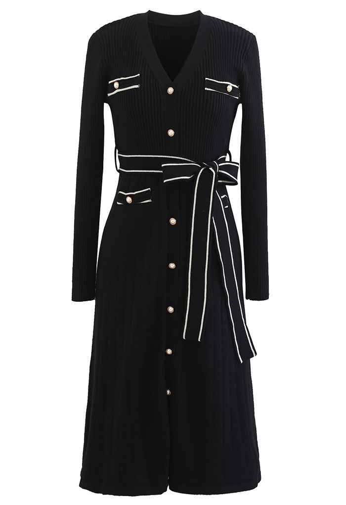 Shimmer Contrast Line Buttoned Knit Dress in Black