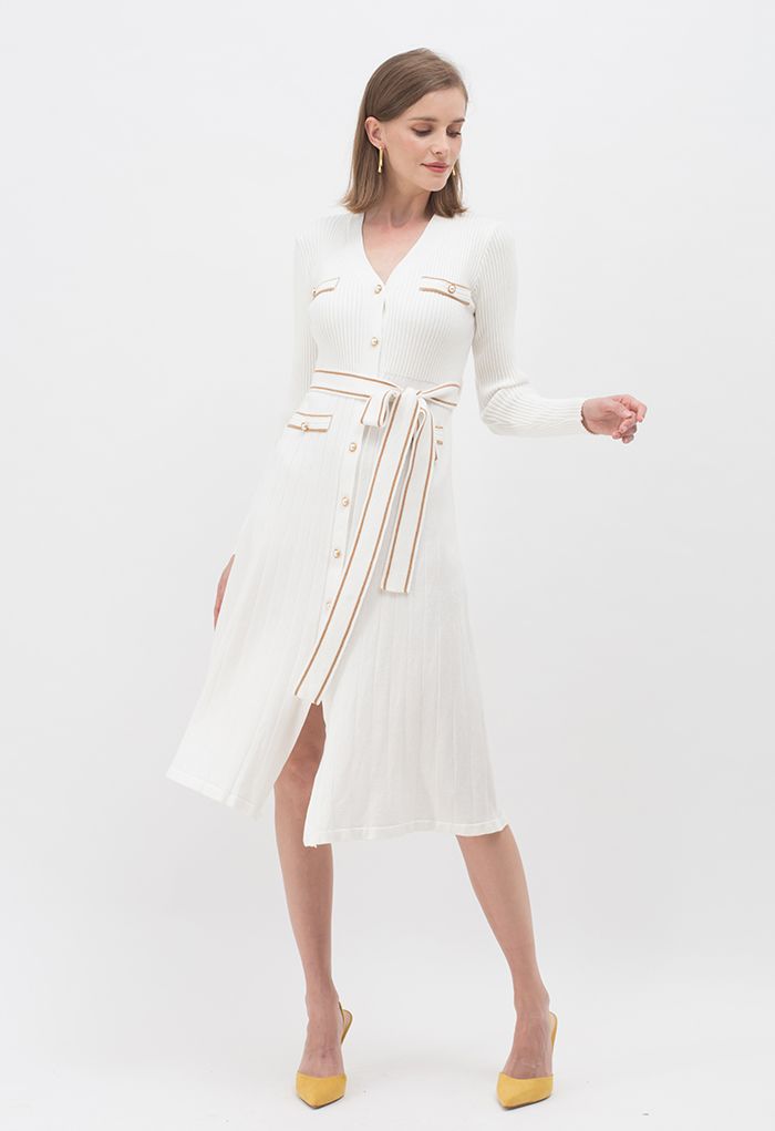 Shimmer Contrast Line Buttoned Knit Dress in White