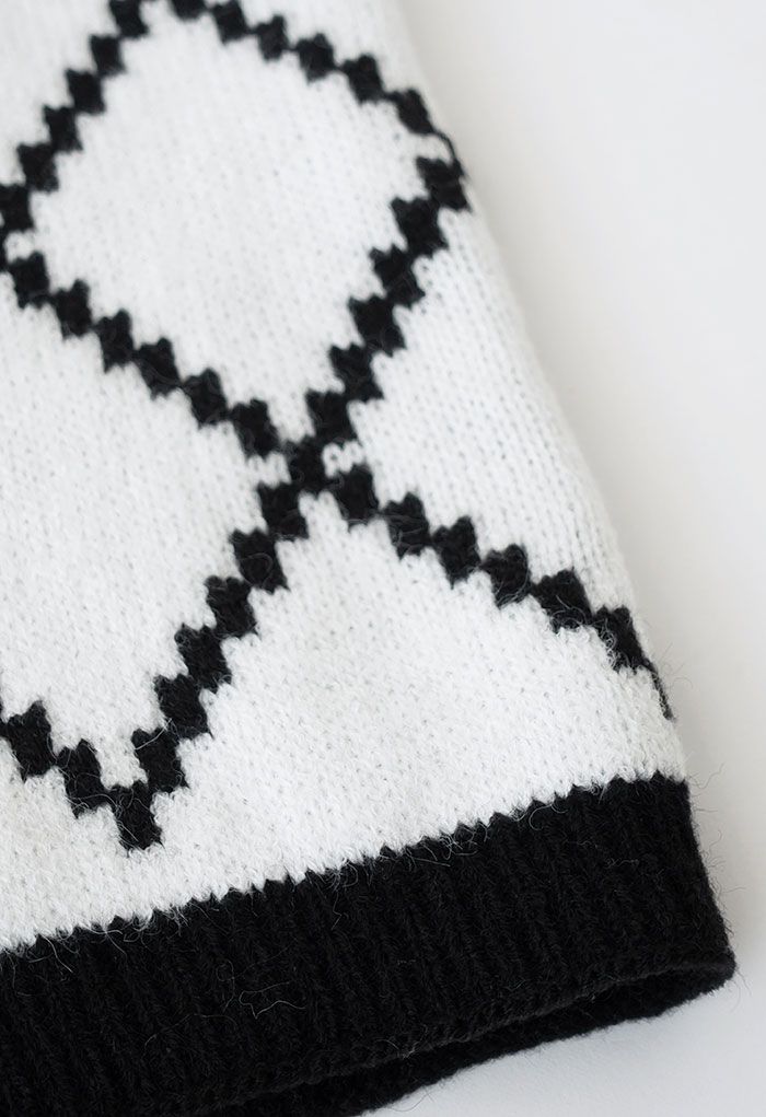 Diamond Print Scarf in Ivory