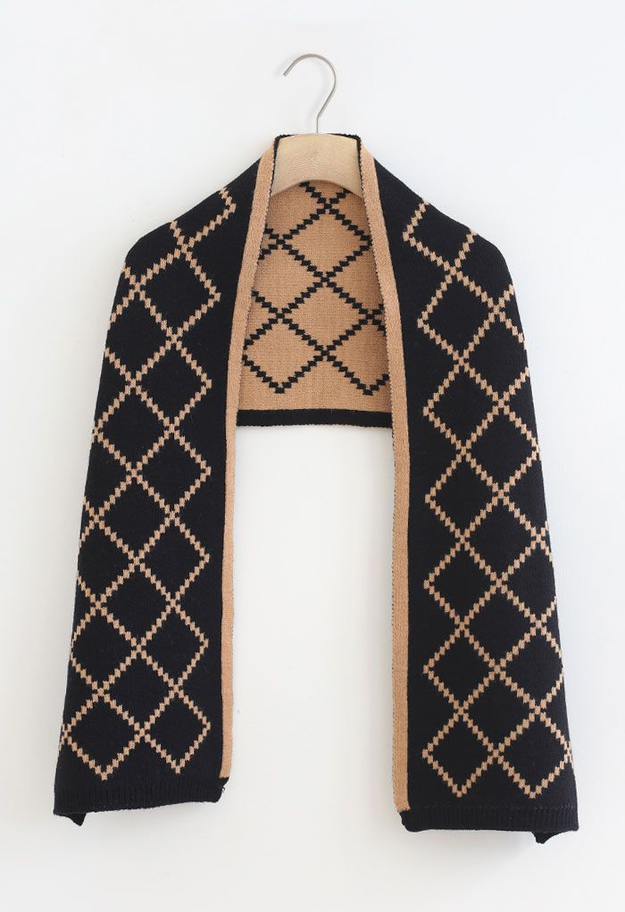 Diamond Print Scarf in Camel