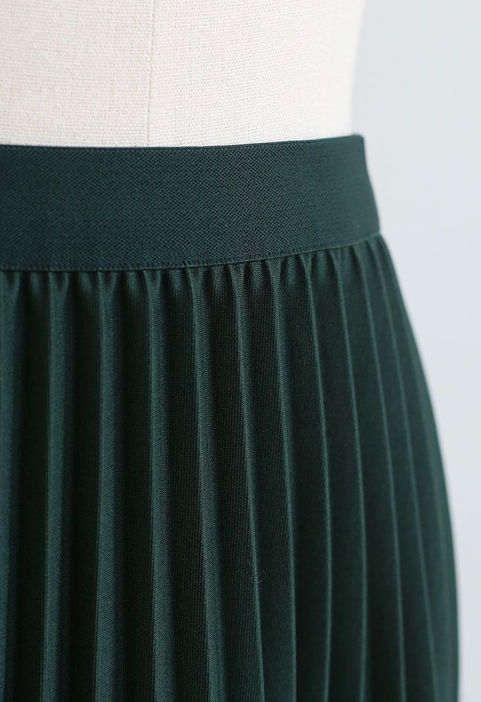 Simplicity Pleated Midi Skirt in Dark Green