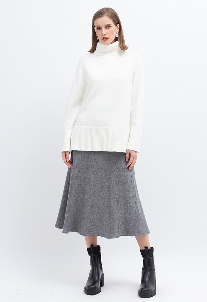 Embossed Chain A-Line Knit Skirt in Grey