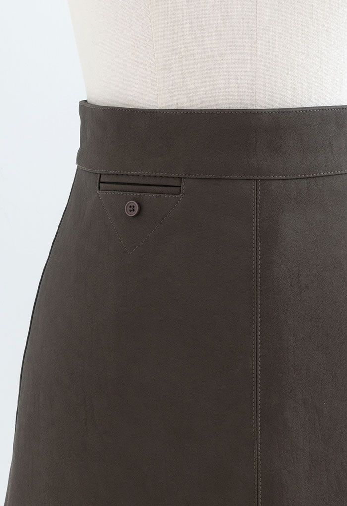 Textured Faux Leather Mini Bud Skirt in Brown