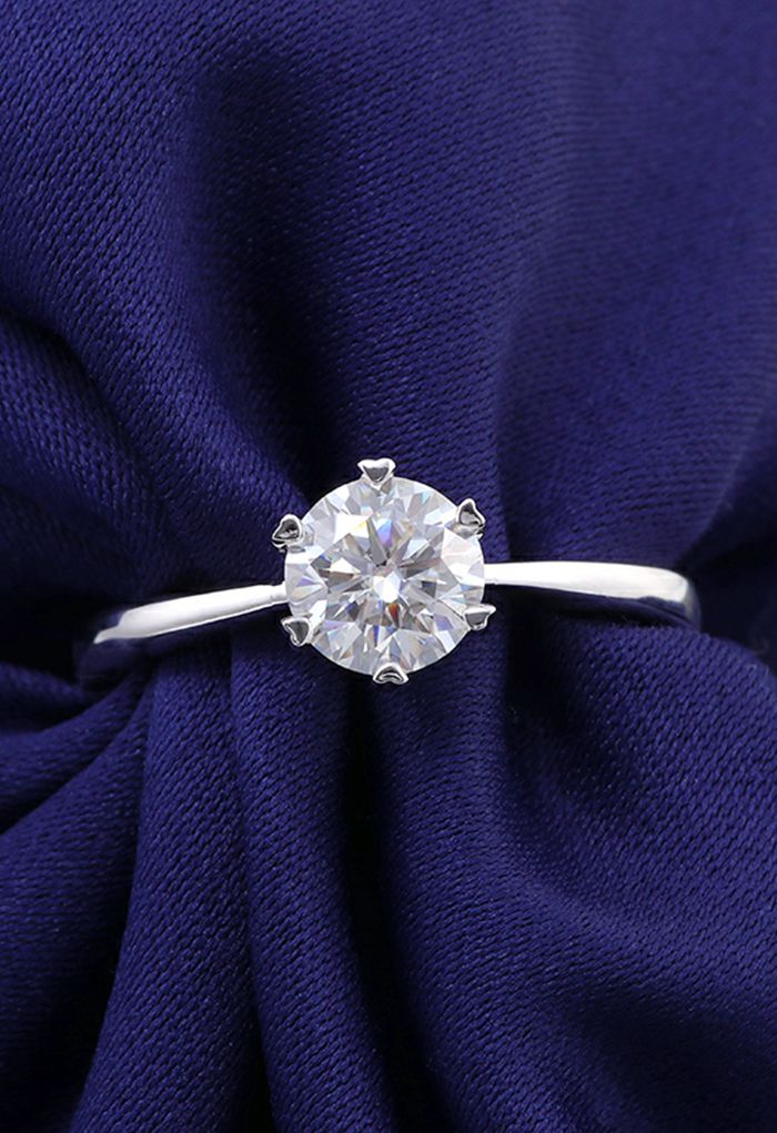 Heart Embellished Moissanite Diamond Ring