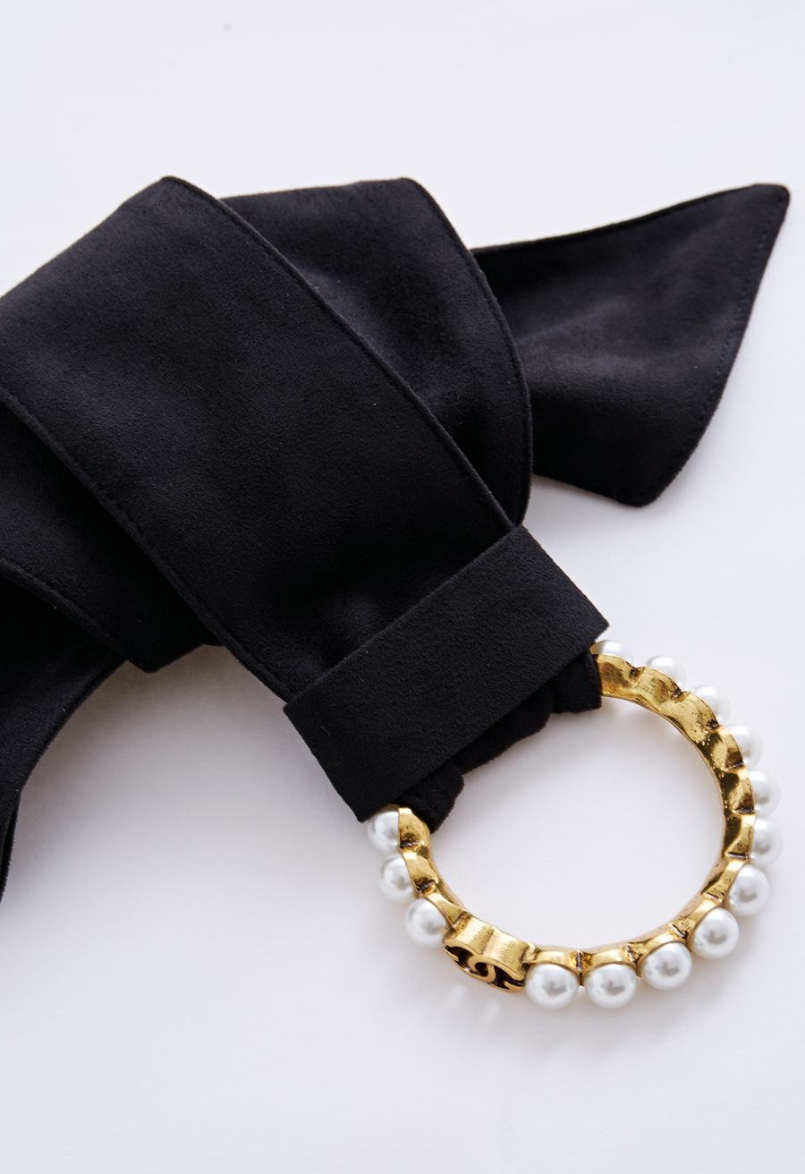 Pearl Trim O-Ring Velvet Belt in Black