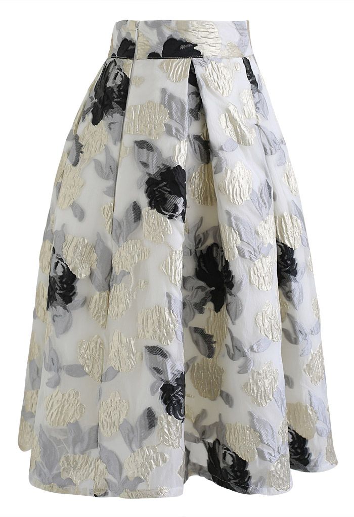 Black and Golden Rose Embossed Jacquard Pleated Skirt