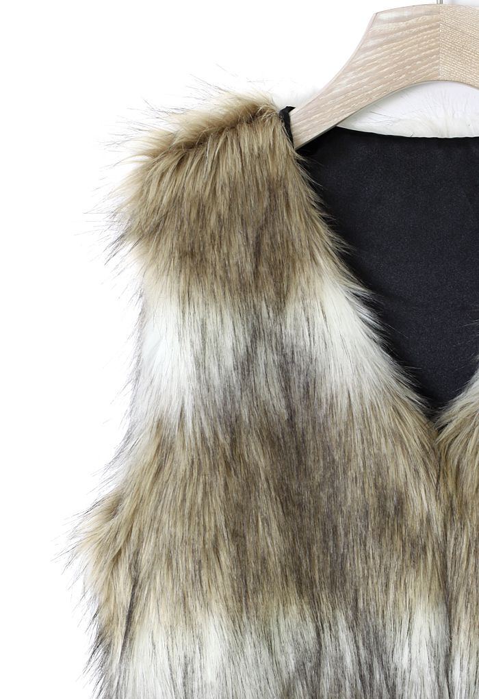 Faux Fur Vest in Striped Camel