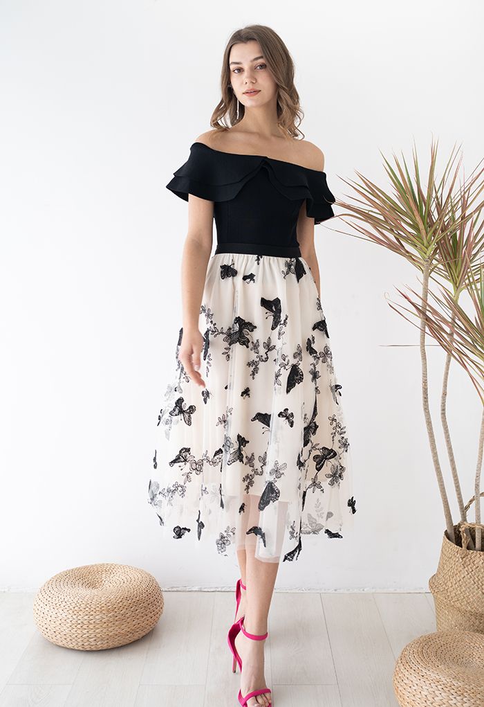 Off-Shoulder Tiered Cropped Knit Top in Black