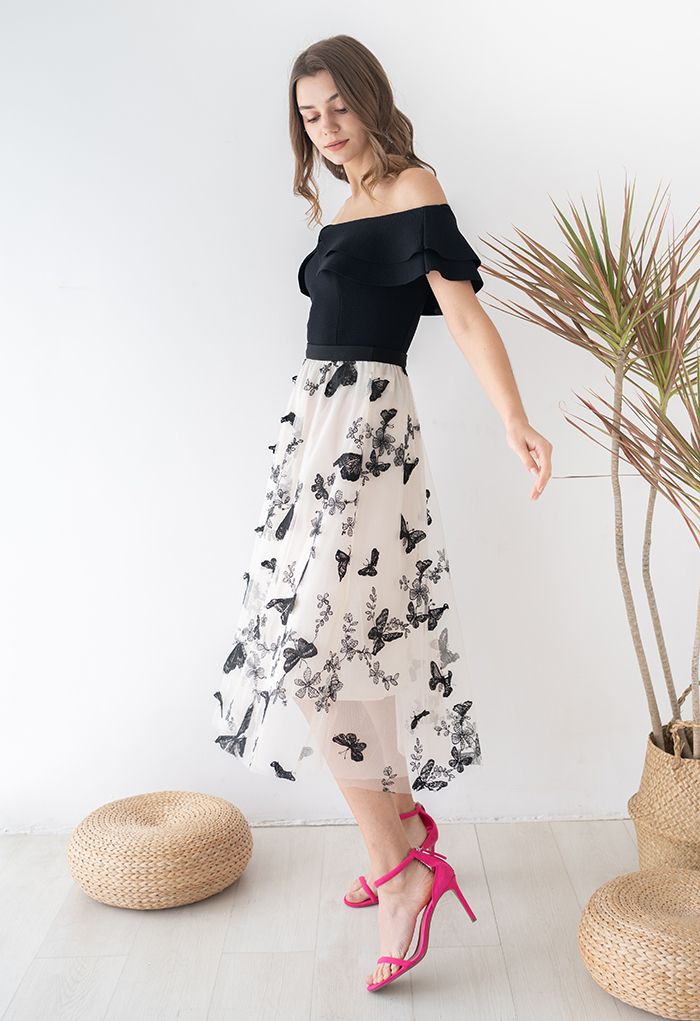 Off-Shoulder Tiered Cropped Knit Top in Black