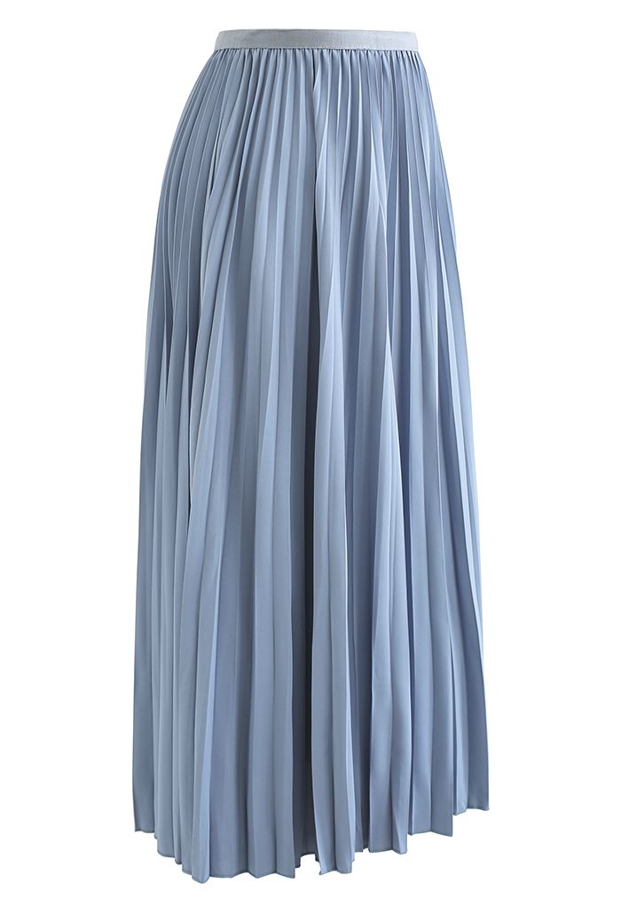 Simplicity Pleated Midi Skirt in Blue
