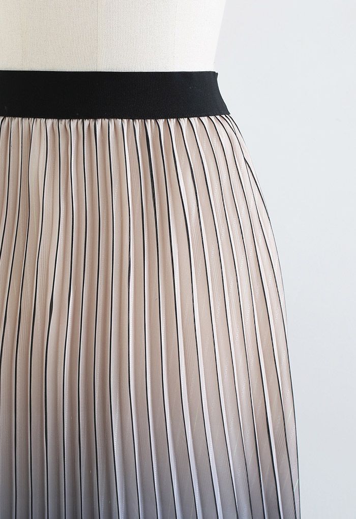 Gradient Shimmer Line Pleated Maxi Skirt in Blue
