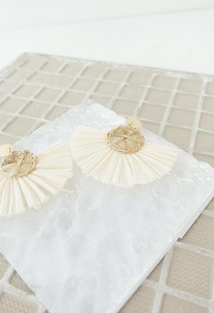 Circle Rattan Raffia Tassel Earrings