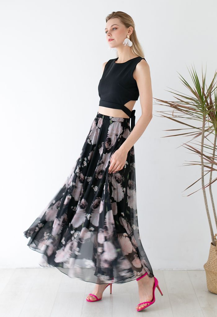 A Fan of Bowknot Crop Top in Black