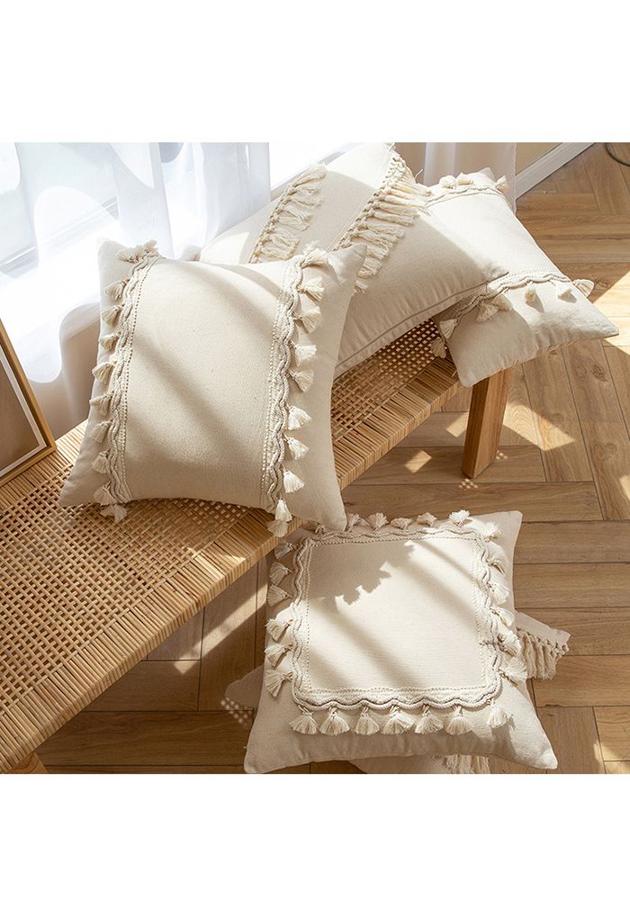 Creamy Tassel Sackcloth Cushion Cover