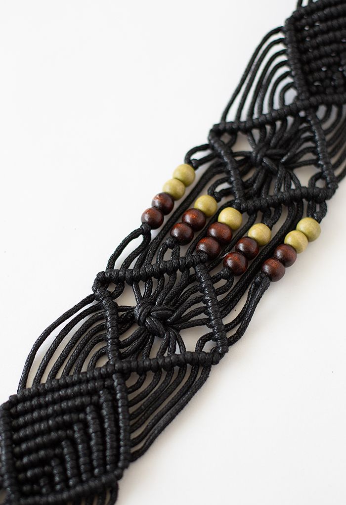 Wooden Buckle Bead Decor Woven Belt in Black