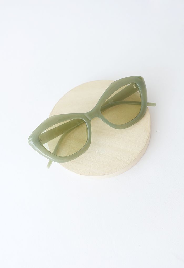 Retro Polygon Cat-Eye Sunglasses