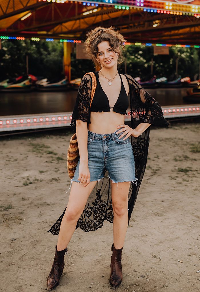 Floral Embroidery Self-Tie Front Kimono in Black