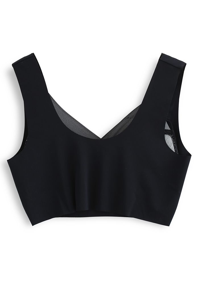 Full-Coverage Wirefree Bra Top in Black