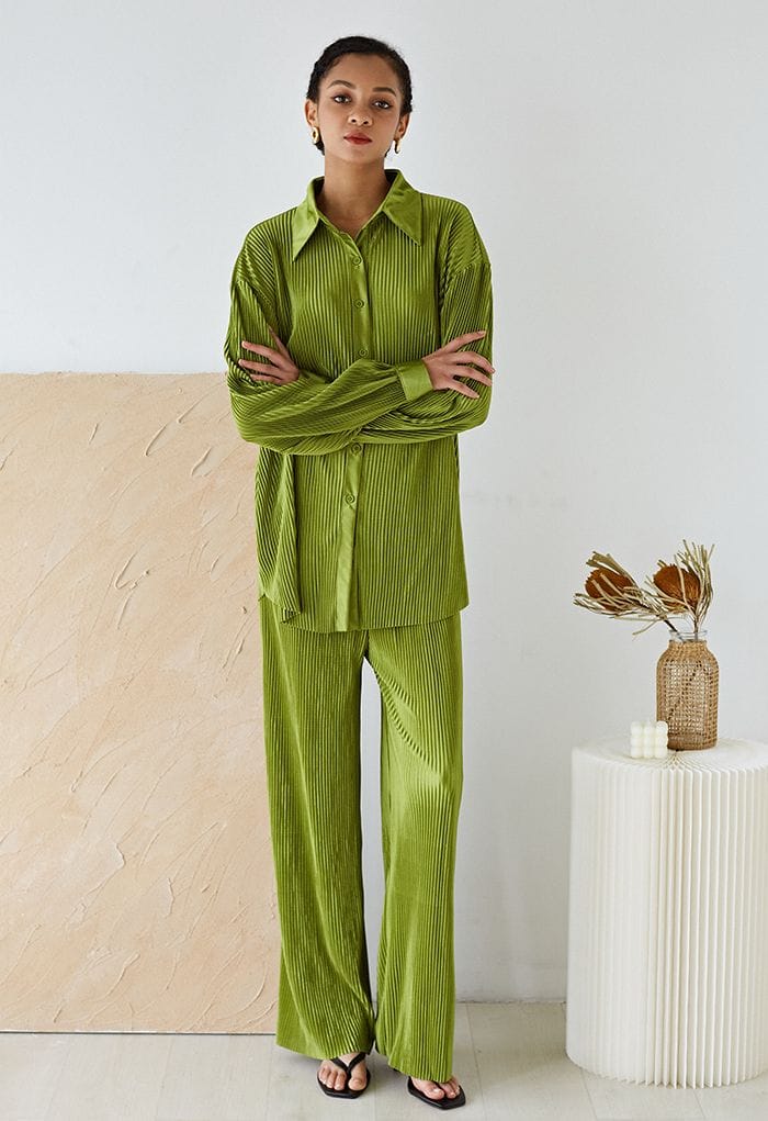 Full Pleated Plisse Shirt and Pants Set in Moss Green