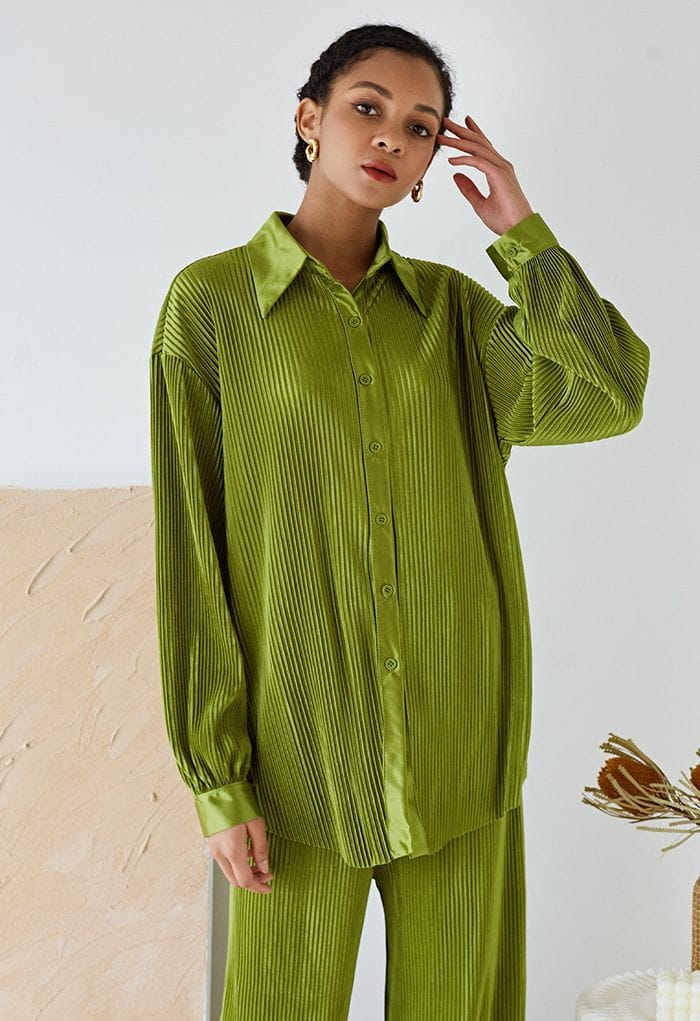 Full Pleated Plisse Shirt and Pants Set in Moss Green