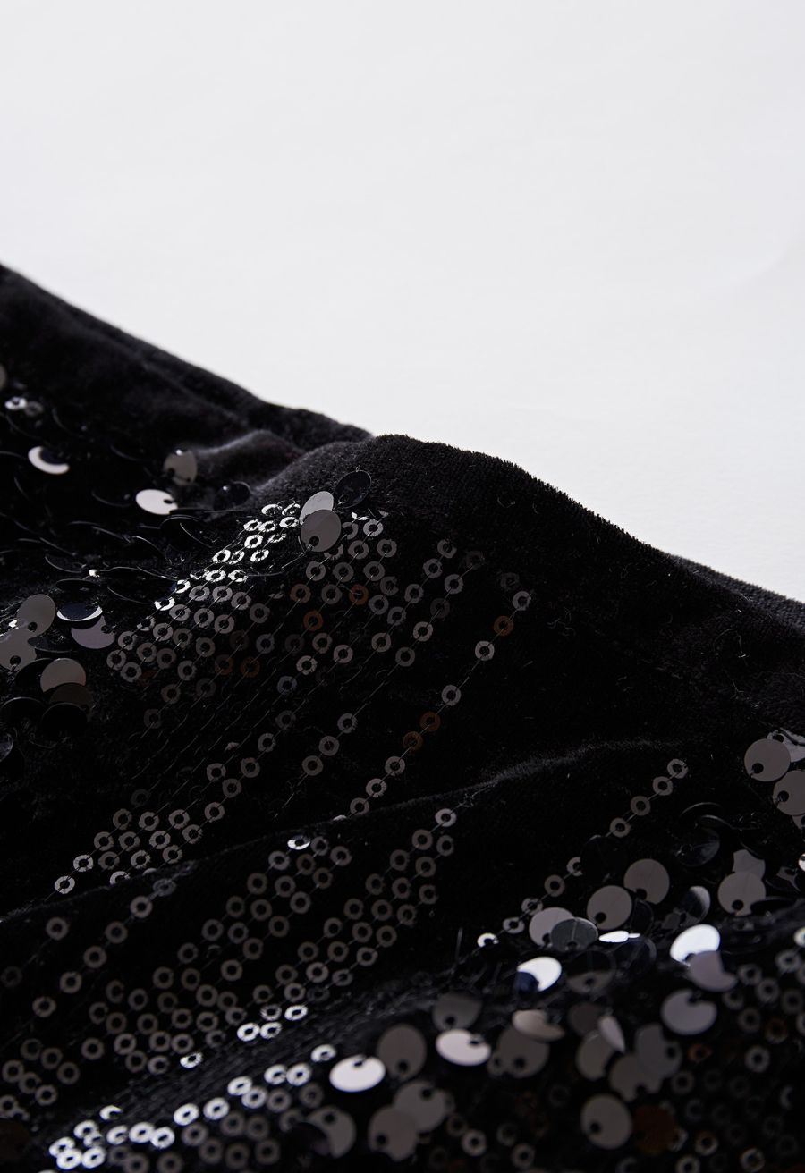 Velvet Sequins Embellished Pencil Skirt in Black