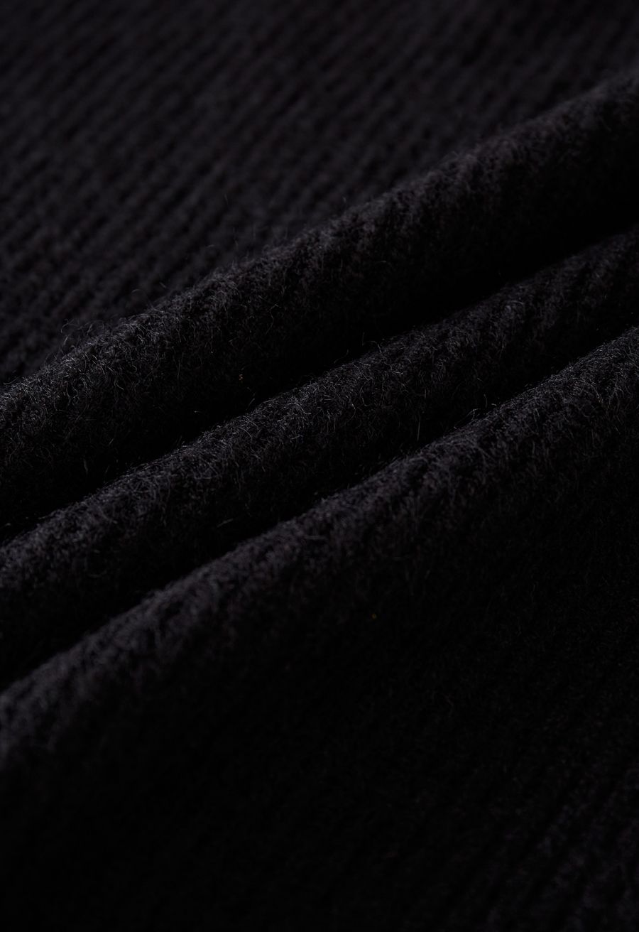 Pearl Decor Choker Neck Ribbed Knit Sweater in Black