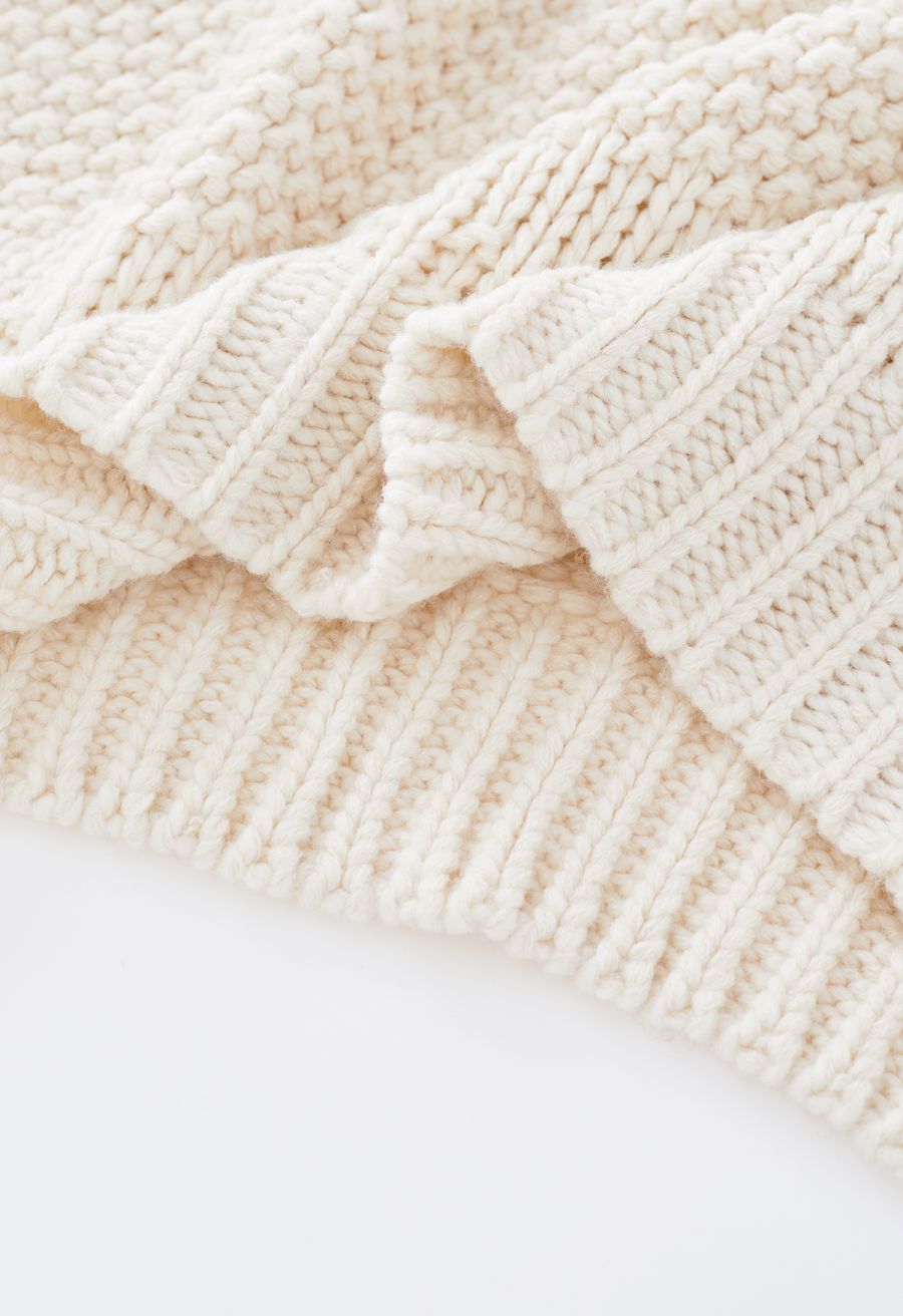 Mock Neck Hi-Lo Chunky Knit Sweater in Ivory