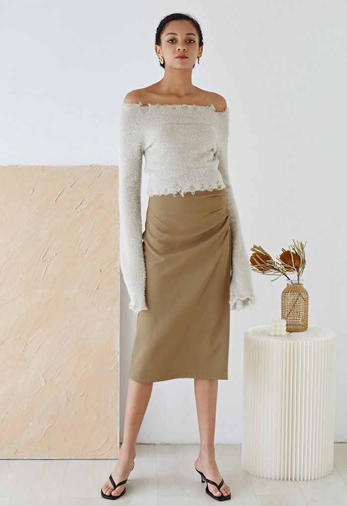 Side Ruched Slit Hem Pencil Skirt in Khaki