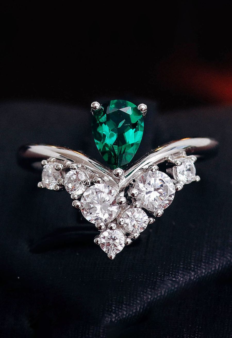 Pear Emerald Gem Diamond Ring