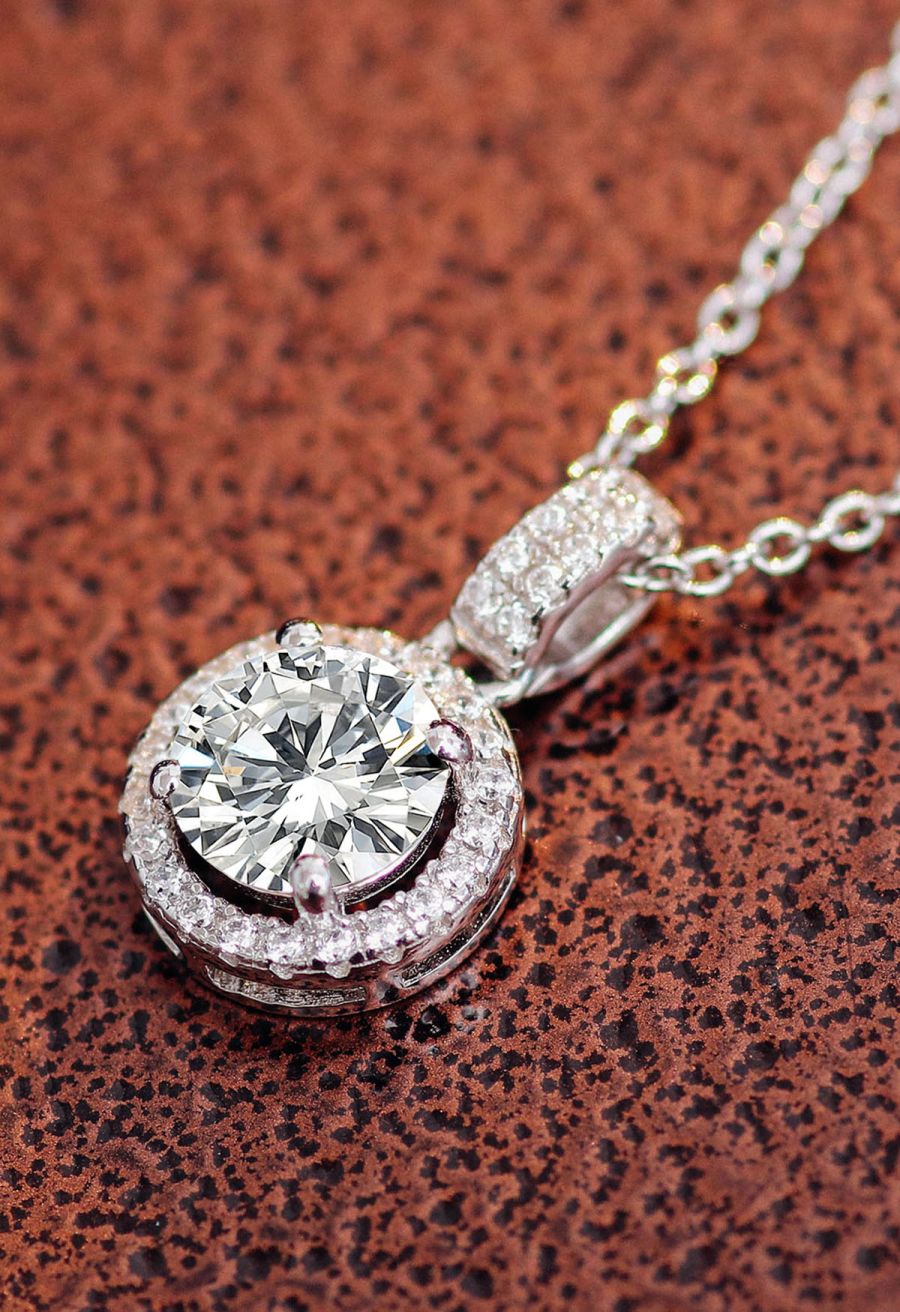 Round Cut Moissanite Diamond Necklace