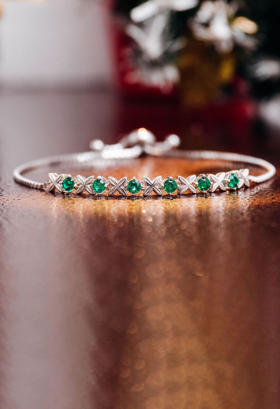 Emerald Gem Four Leaf Bracelet