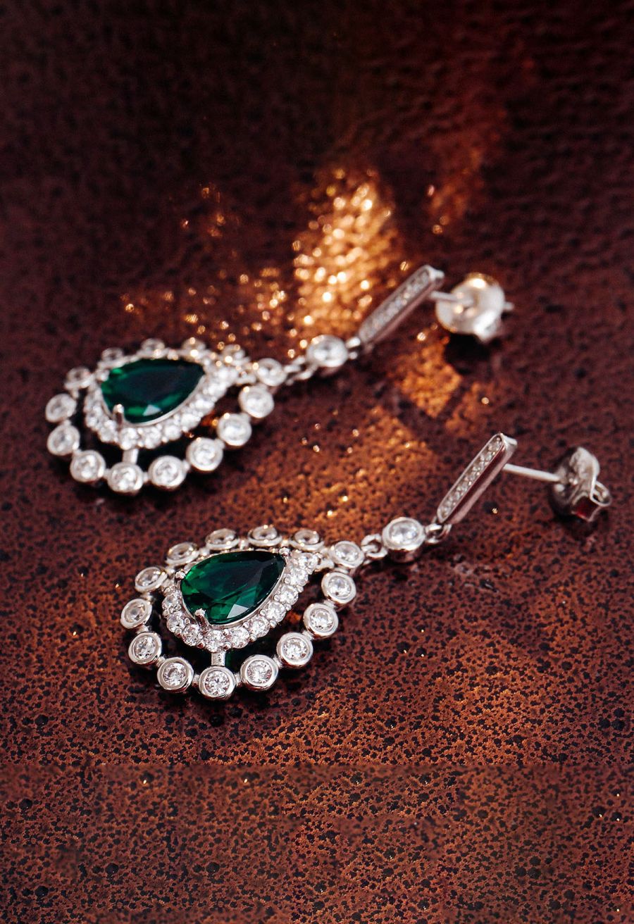 Raindrop Emerald Gem Earrings