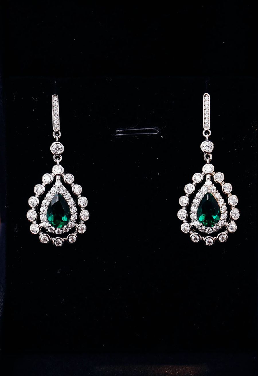 Raindrop Emerald Gem Earrings