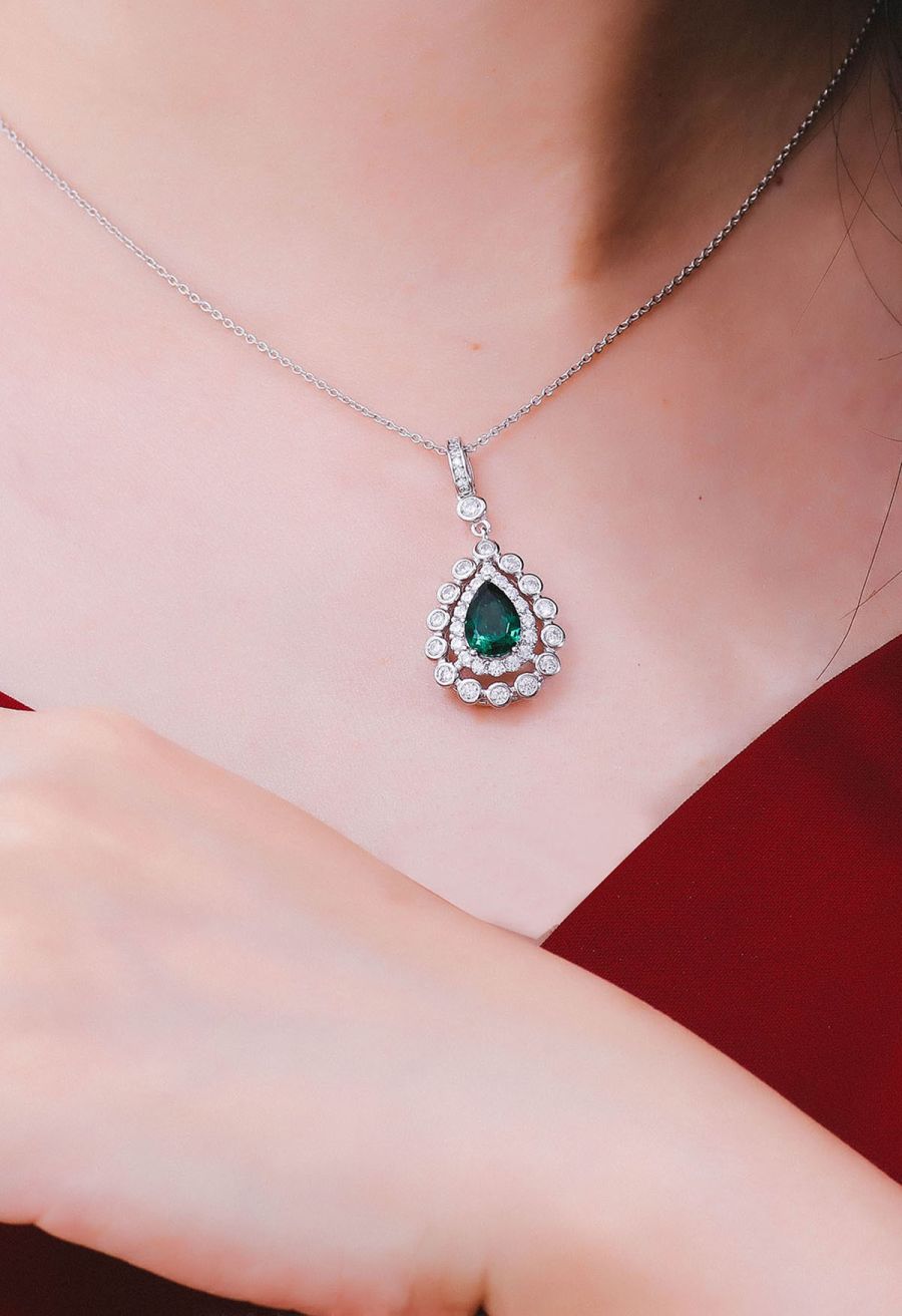 Pear Emerald Gem Diamond Trim Necklace